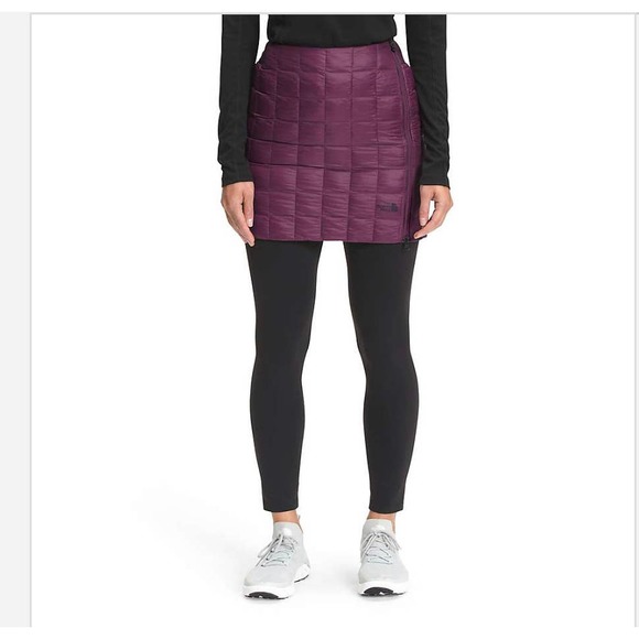The North Face Women's ThermoBall Hybrid Skirt in Blackberry Wine Size XS